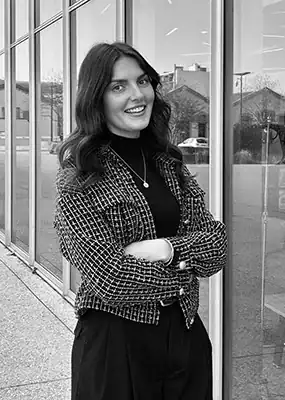 <center>Laura BELHACHE</center>